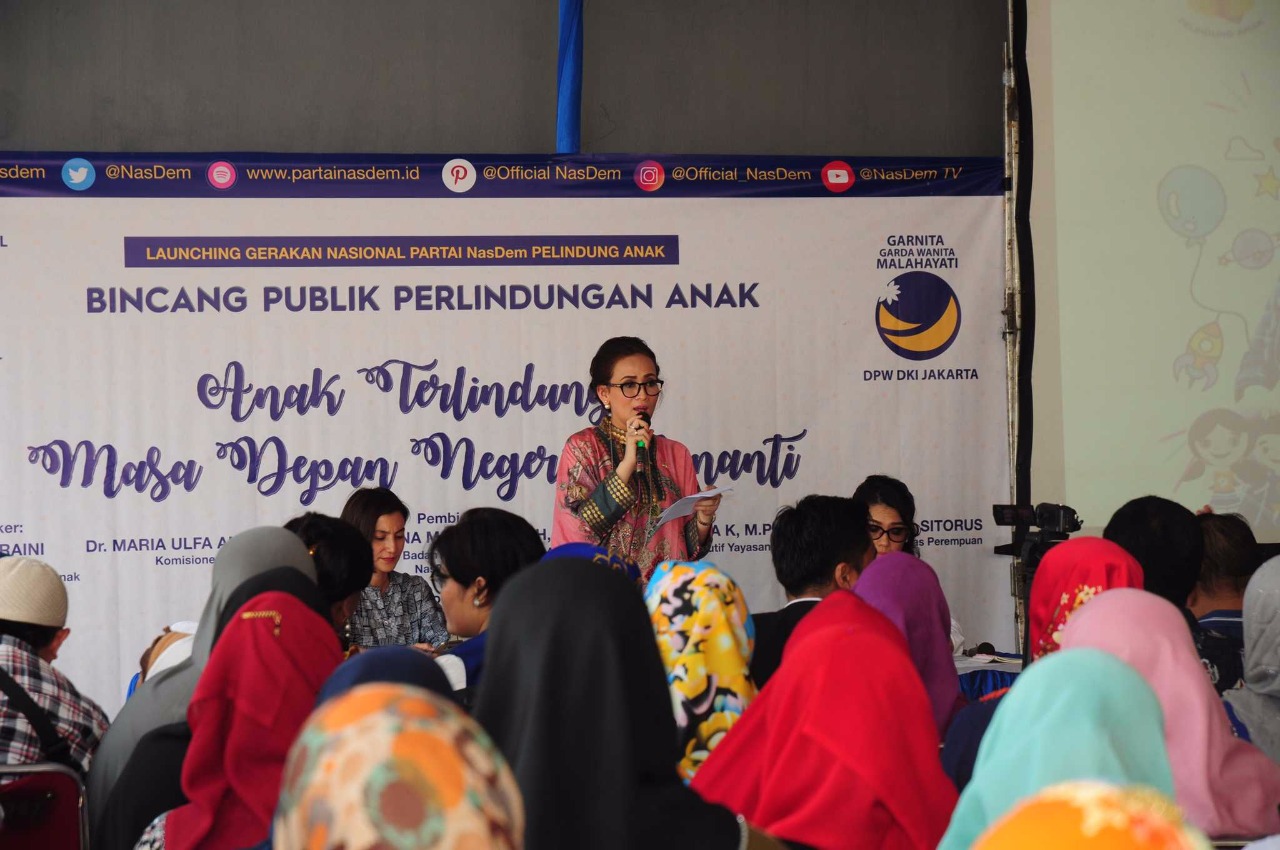 PWI Jateng Beri Anugerah Legislator Kepada Amelia Anggraini