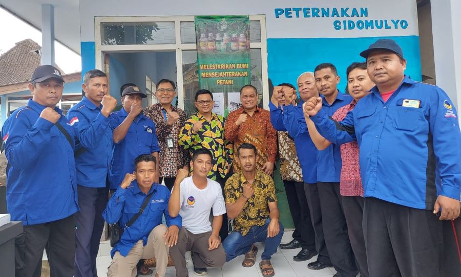 Charles Meikyansah Resmikan Klinik Hewan Gratis di Jember