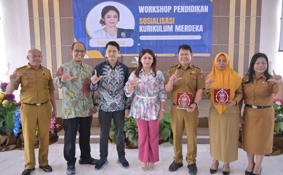 Eva Rataba Sosialisasikan Kurikulum Merdeka di Toraja