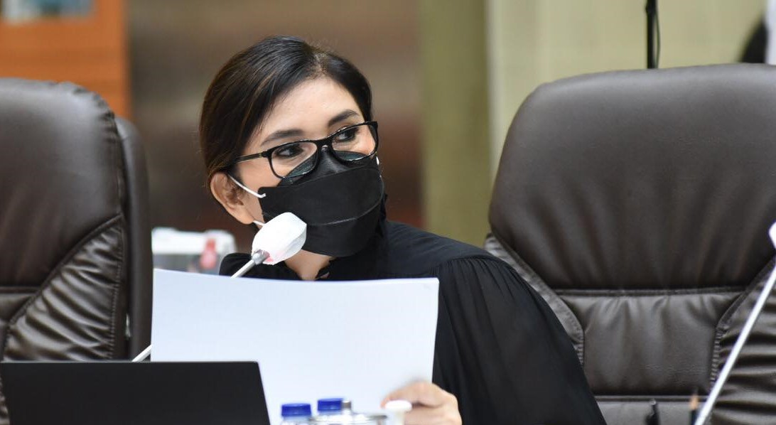 Sisa Anggaran Rp9,8 Triliun, Felly Minta Menkes Evaluasi Menyeluruh