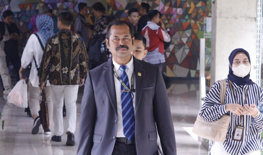 Biaya Pendidikan Ugal-ugalan Melampaui Kenaikan Pendapatan Orangtua Siswa