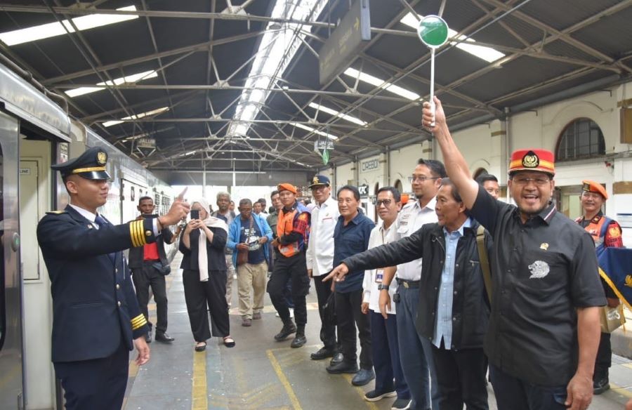 Pelabuhan Cirebon Vital untuk Penguatan Konektivitas Logistik