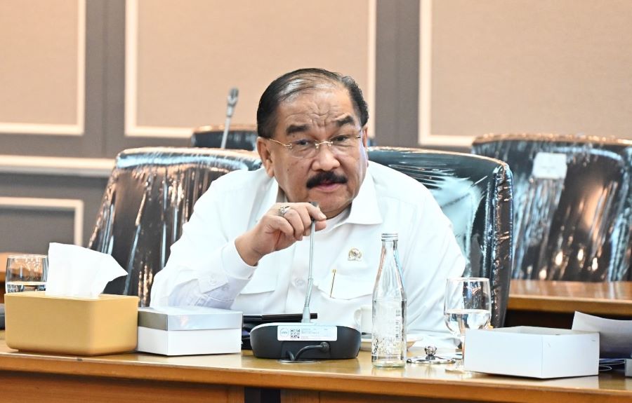 Shadiq Pasadigoe Tekankan Transparansi dan Perbaikan Layanan Keimigrasian