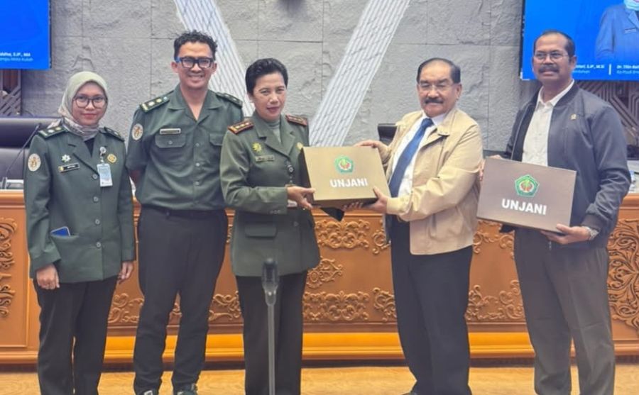 Legislator NasDem Berbagi Pengalaman dan Memotivasi Mahasiswa Unjani